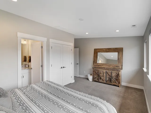 Ensuite Bedroom 3 of 3 Upstairs