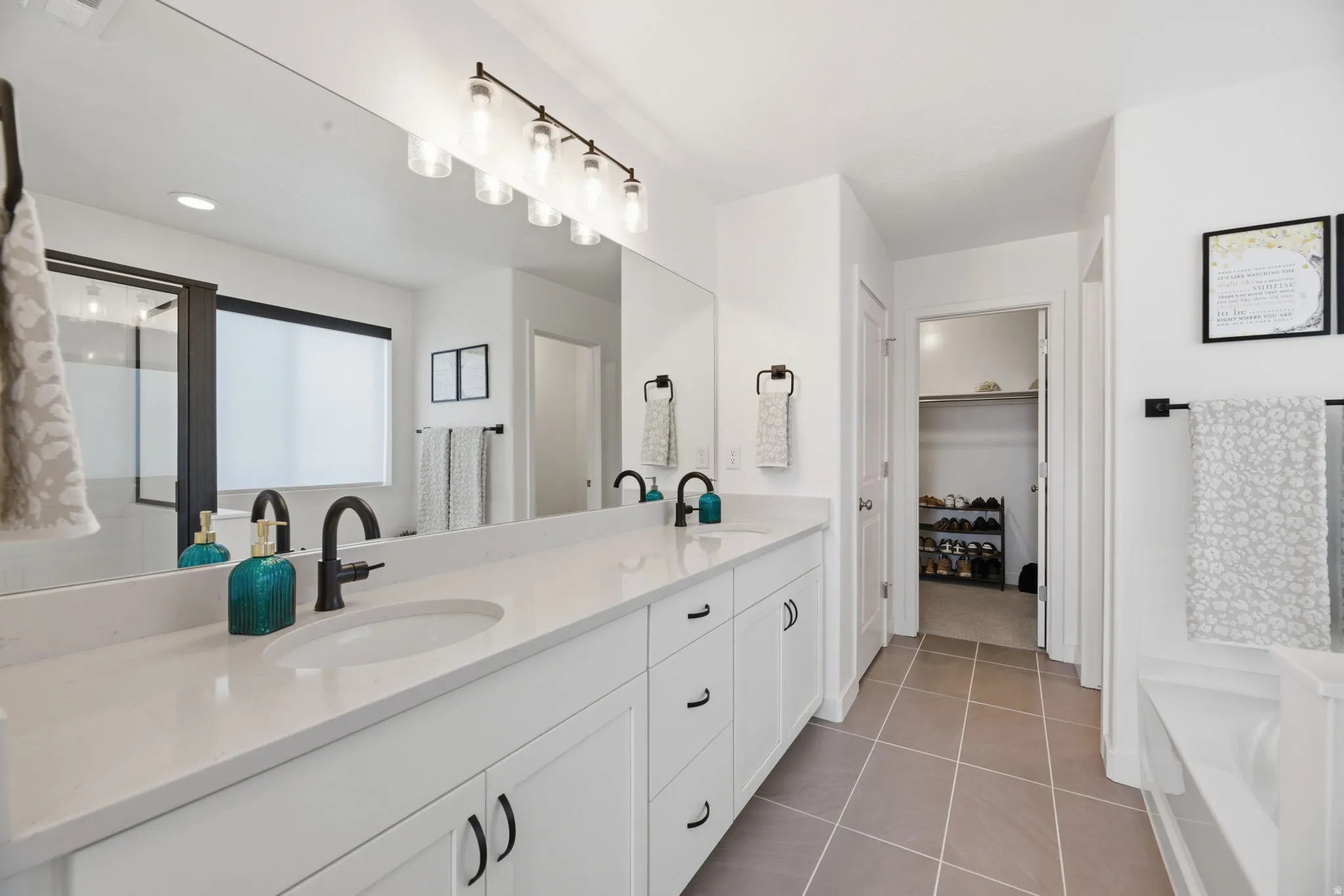 Primary Suite Bathroom