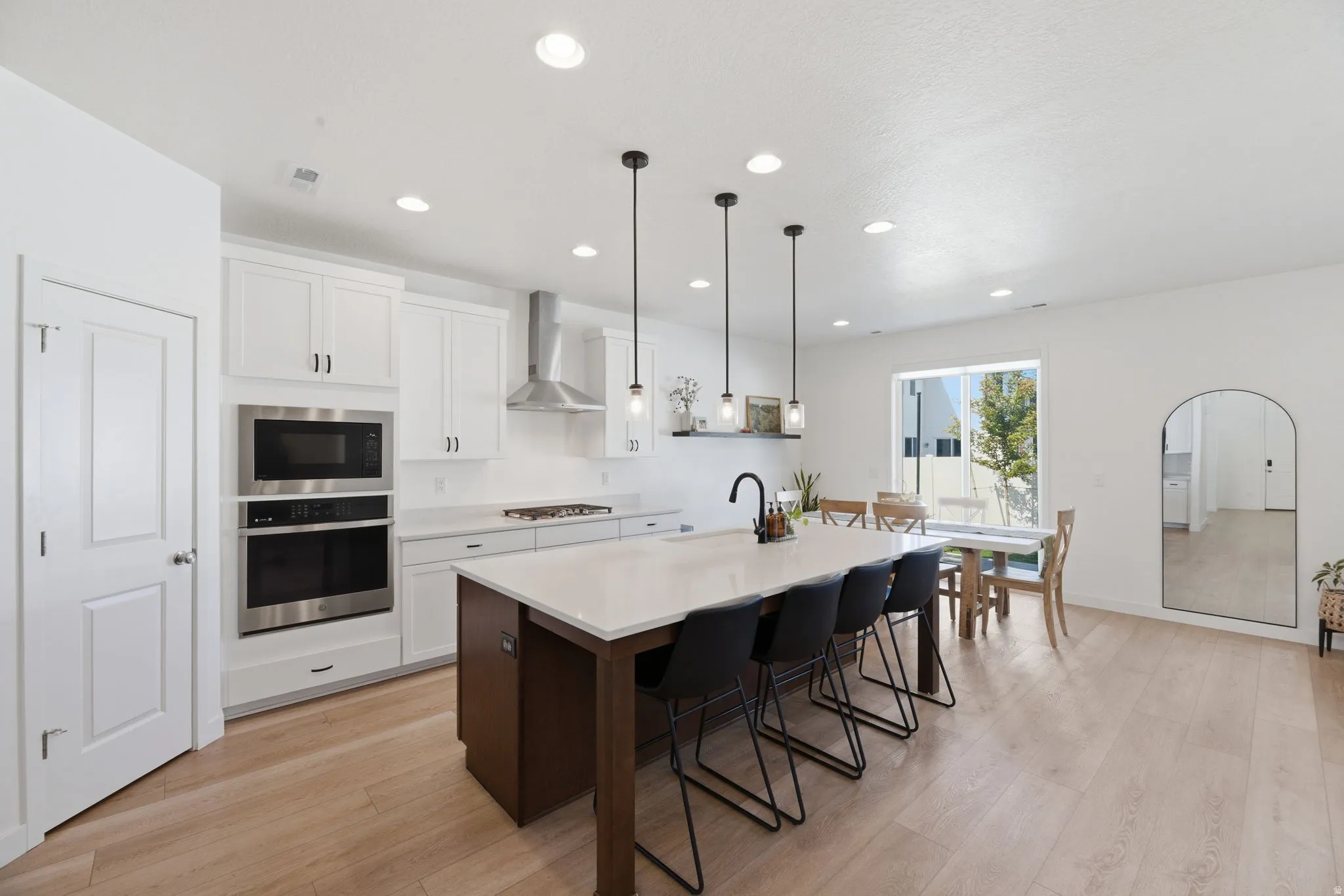 Beautiful Kitchen w/Island & Dining w/Great Room Area