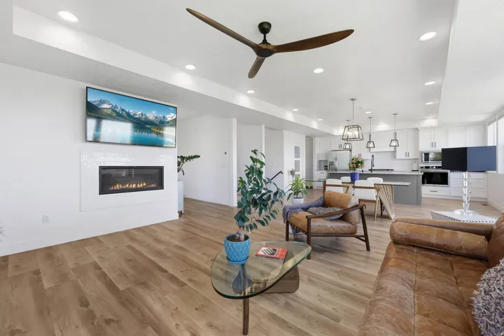 469 N 1360 E, Tooele, Utah 84074