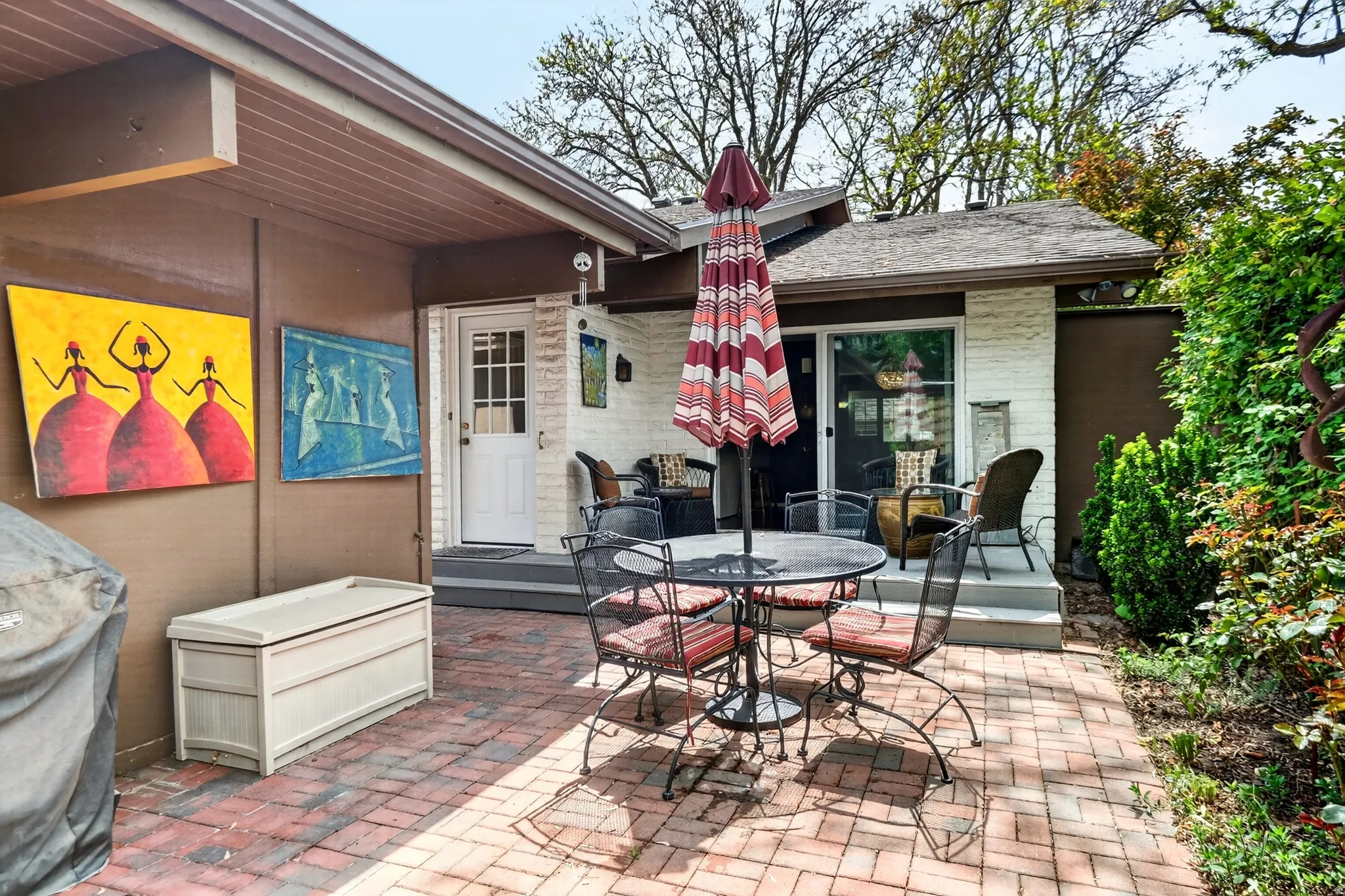 View of patio / terrace with outdoor dining space