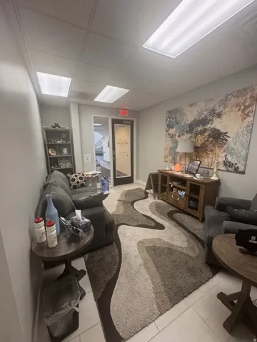 8846 S Redwood Rd #n-103, West Jordan, Utah 84088