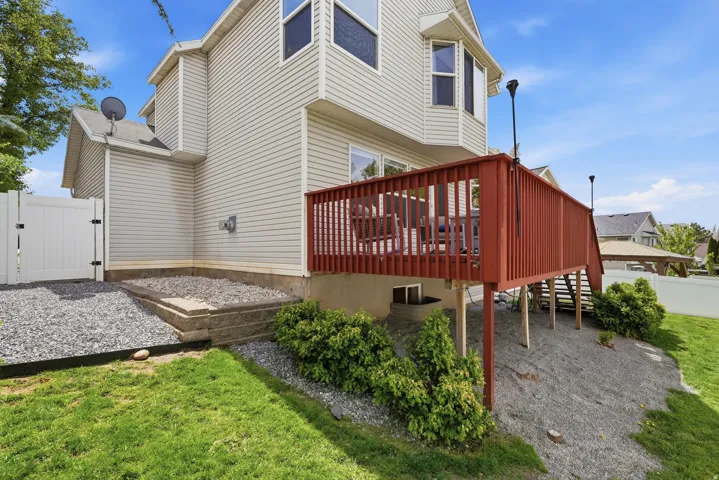 581 E Compass Cir, North Salt Lake, Utah 84054
