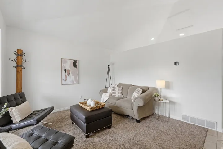 581 E Compass Cir, North Salt Lake, Utah 84054