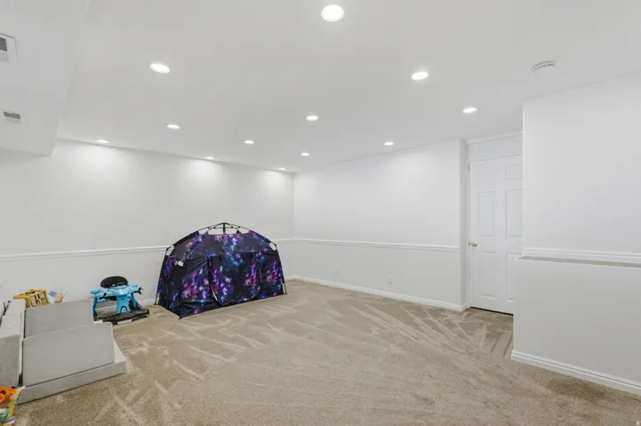 581 E Compass Cir, North Salt Lake, Utah 84054