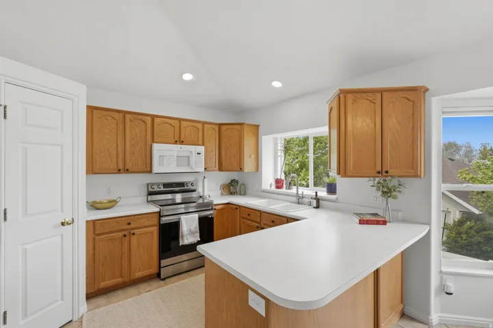 581 E Compass Cir, North Salt Lake, Utah 84054
