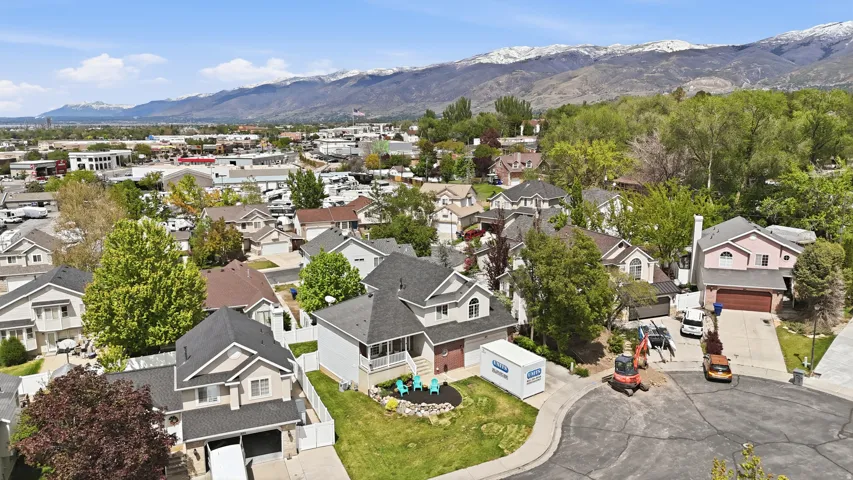 581 E Compass Cir, North Salt Lake, Utah 84054