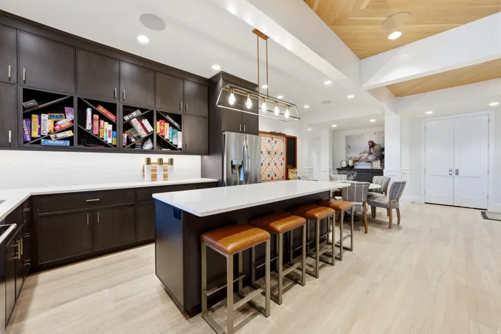 1034 S 9150 E, Huntsville, Utah 84317