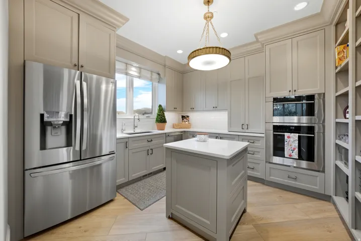 1034 S 9150 E, Huntsville, Utah 84317