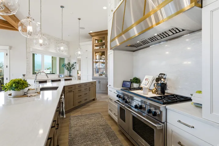 1034 S 9150 E, Huntsville, Utah 84317