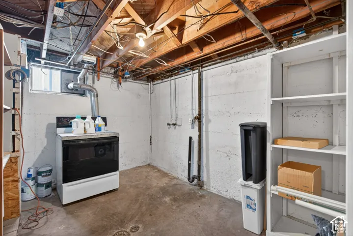 Basement with washer / dryer