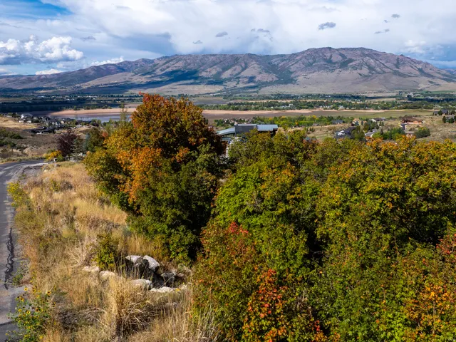 6532 E Chapparal Rd, Huntsville, Utah 84317