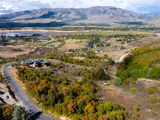 6532 E Chapparal Rd, Huntsville, Utah 84317
