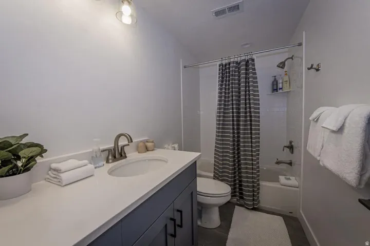 601 S Amber Ln, Garden City, Utah 84028