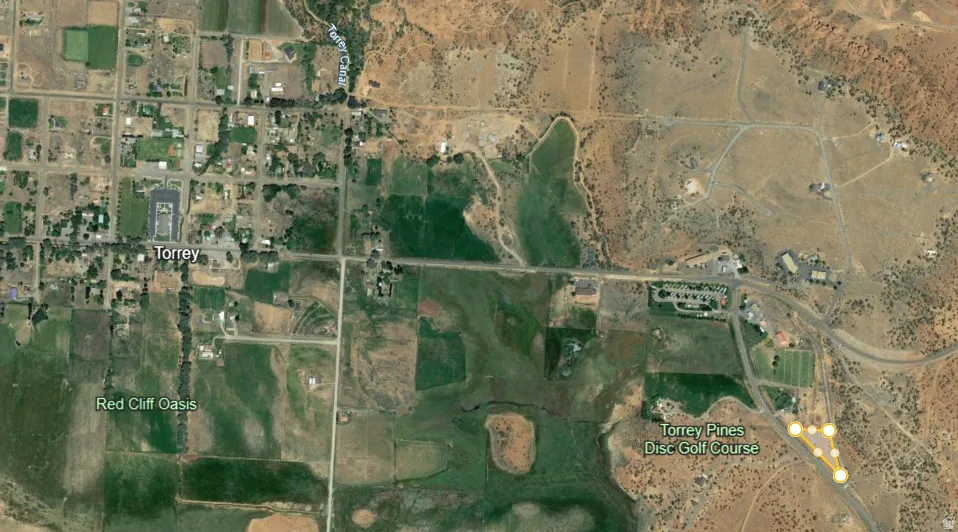 Aerial map of property and surrounding area