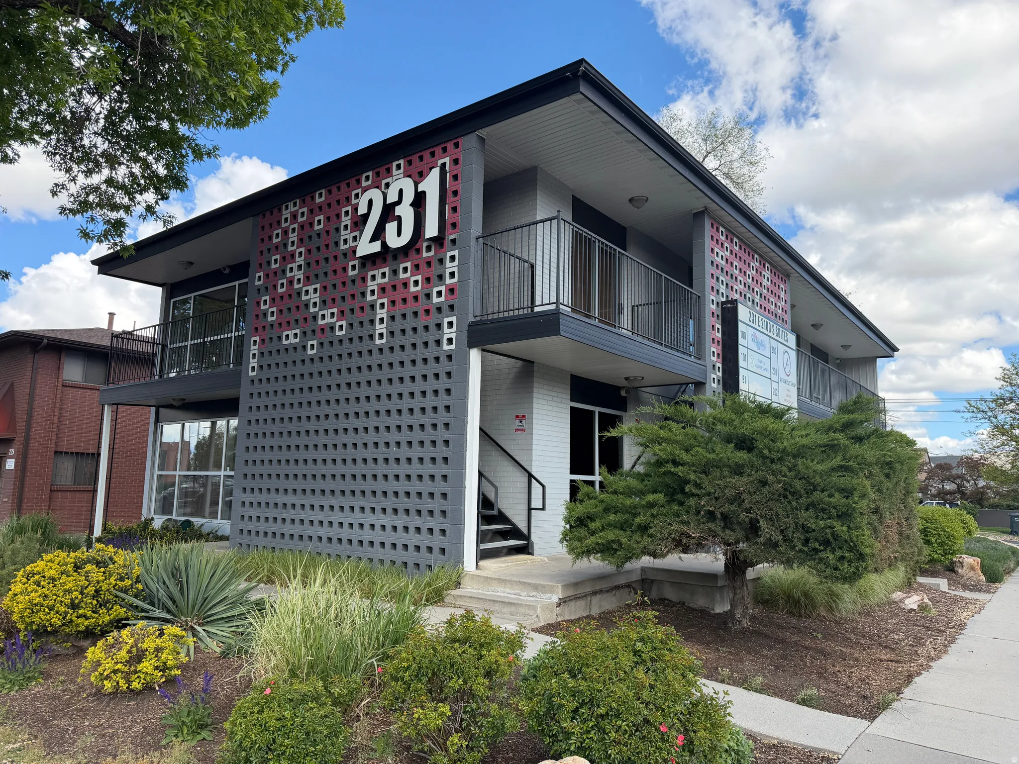 View of apartment building / complex