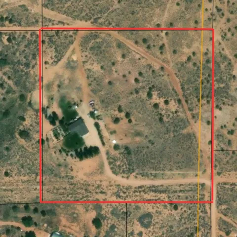 Map / location featuring property parcel outlined