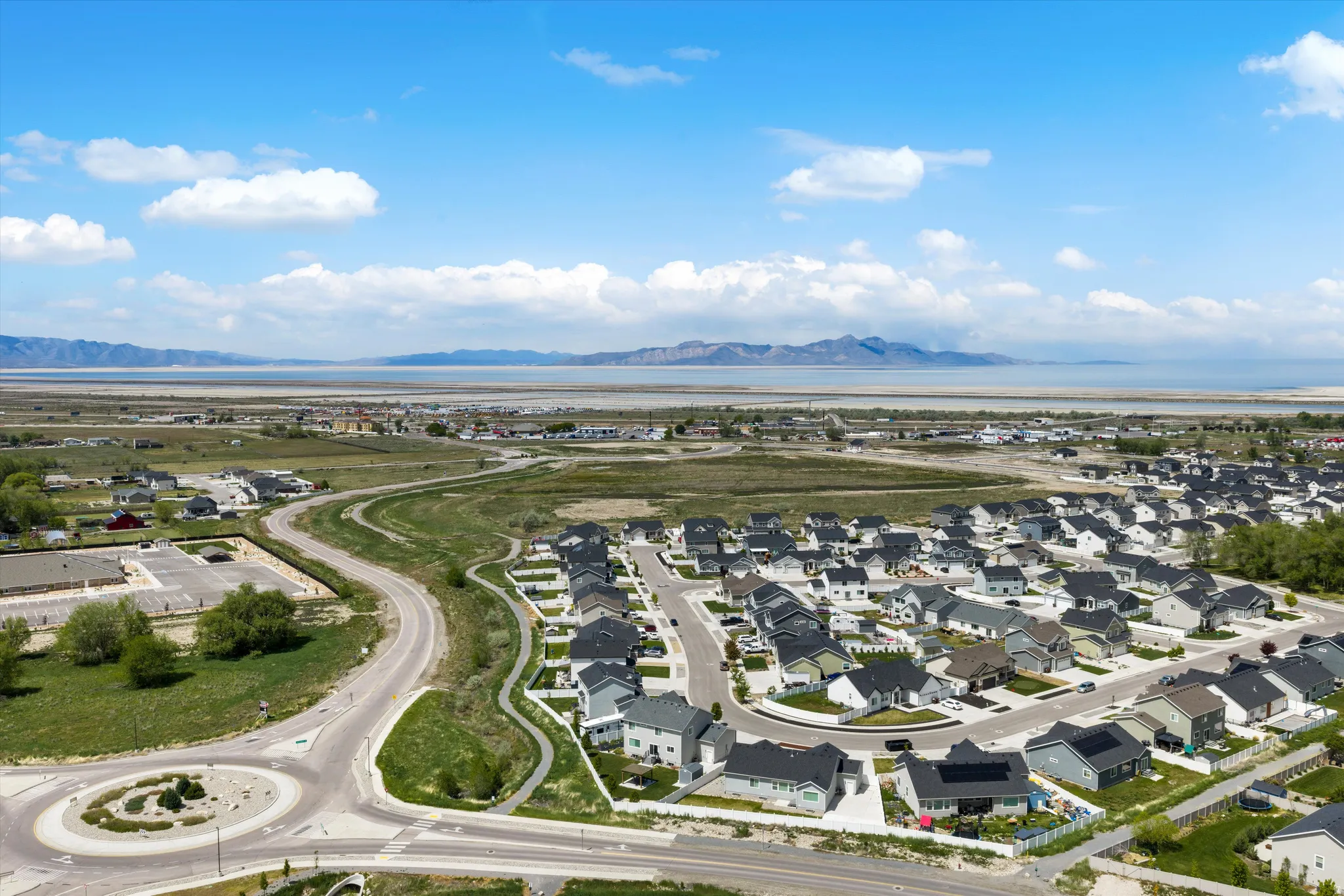 Aerial view of residential area with mountains