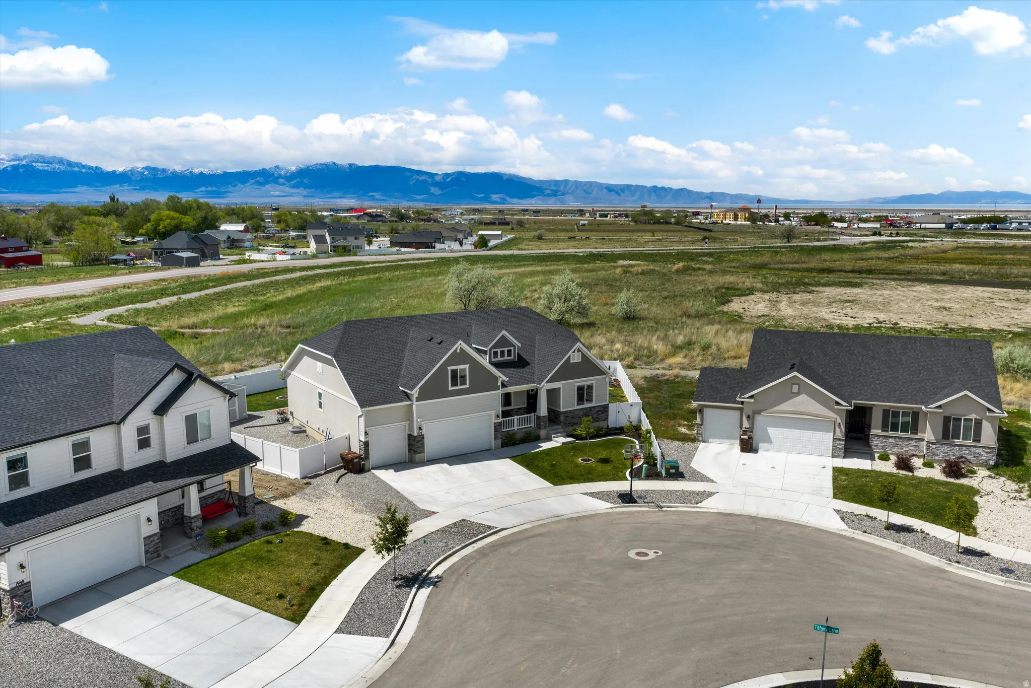 Bird's eye view of mountains