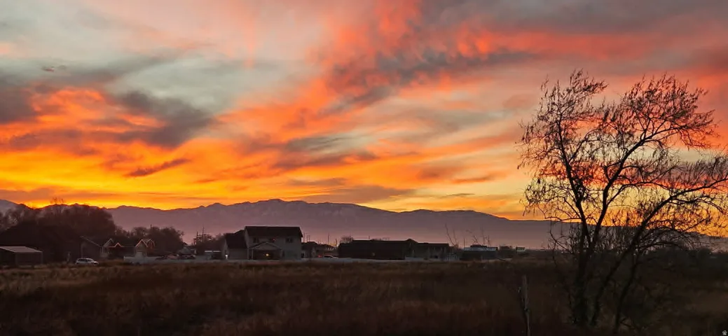 View of mountain backdrop