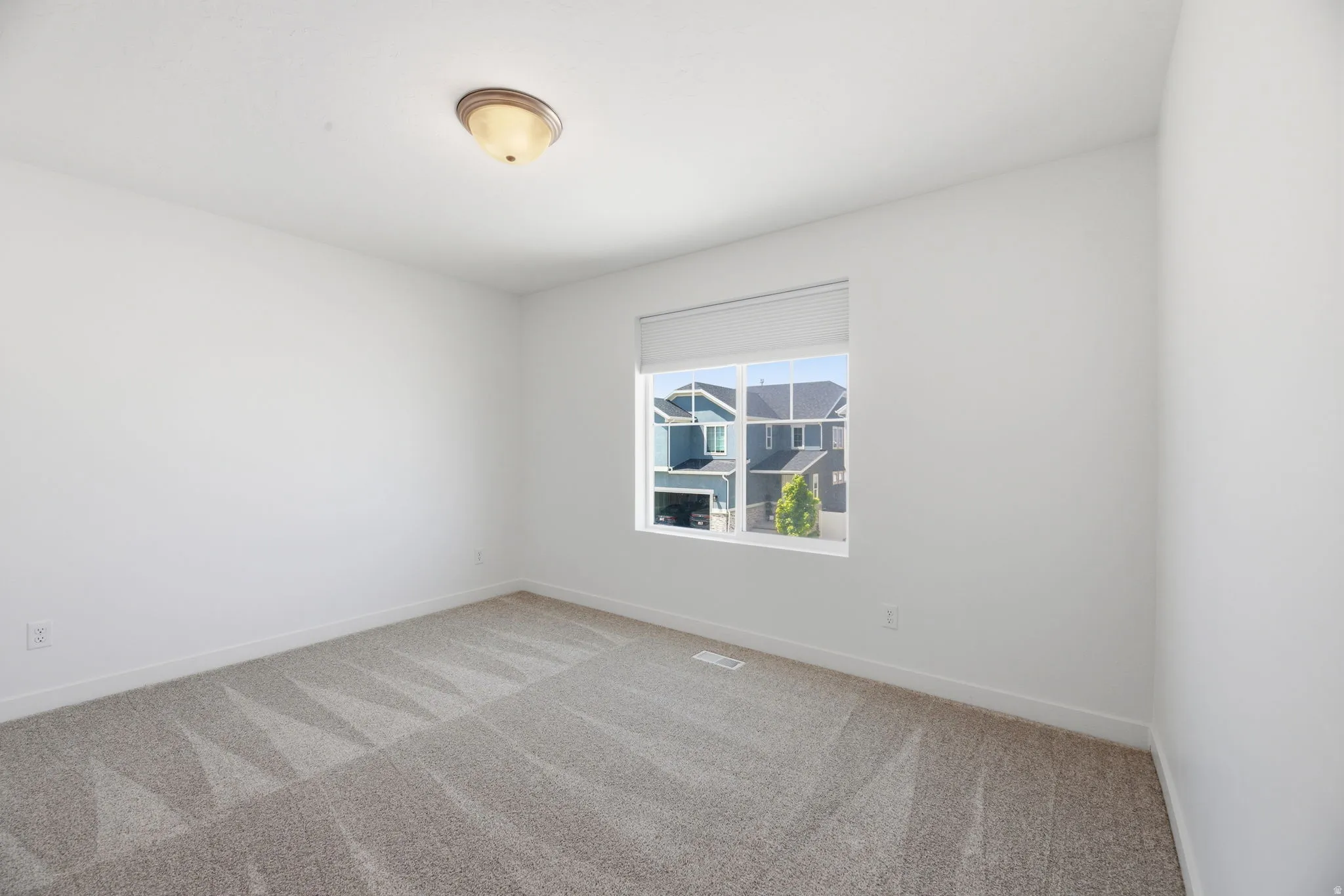 Just Like New! 3rd Bedroom!