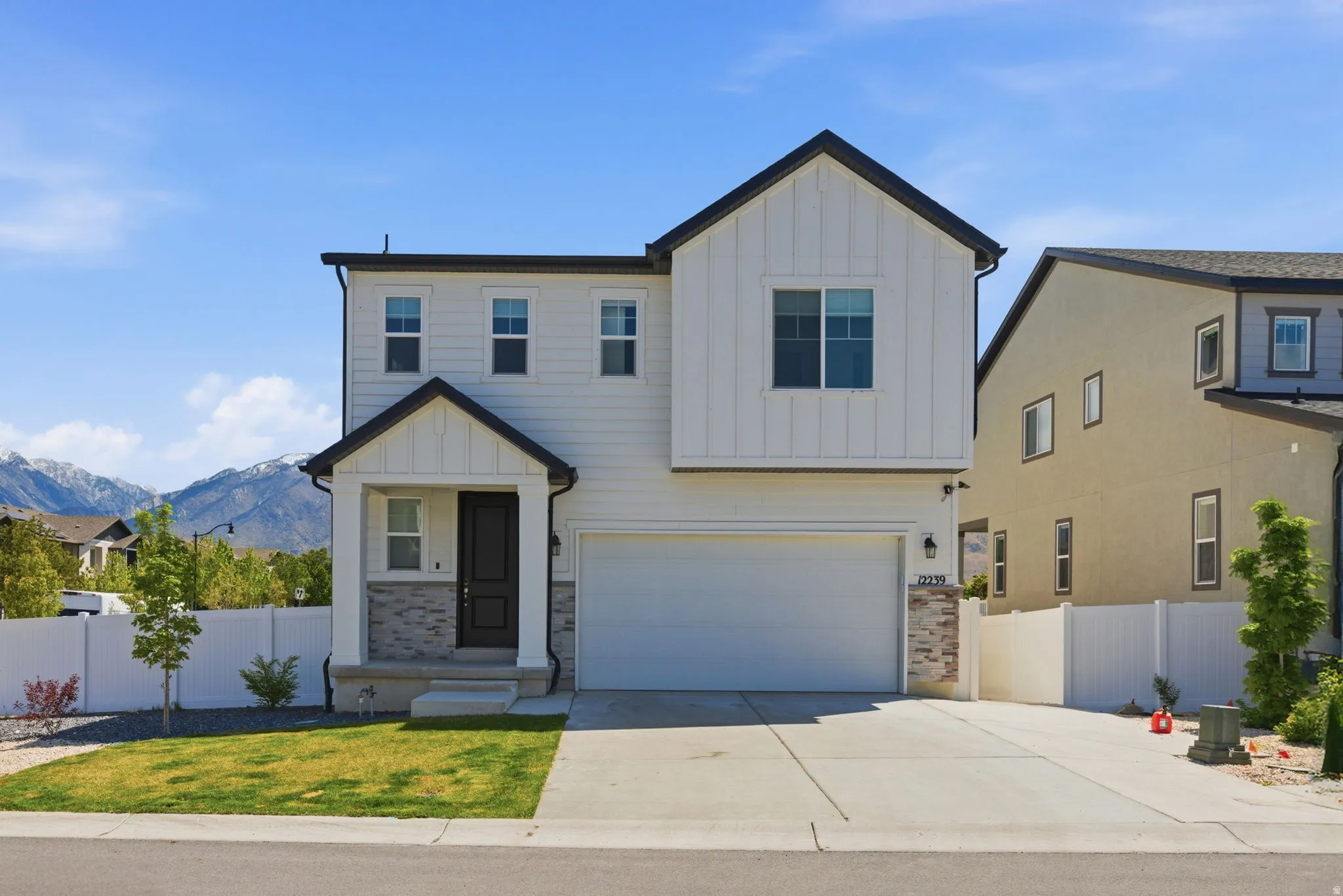Beautiful, East Facing, Like New Home w/Mountain View!