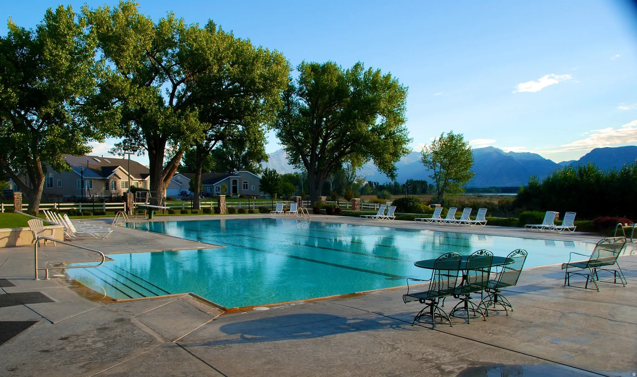 OPEN YEAR-ROUND Fresh Water Mineral Pool