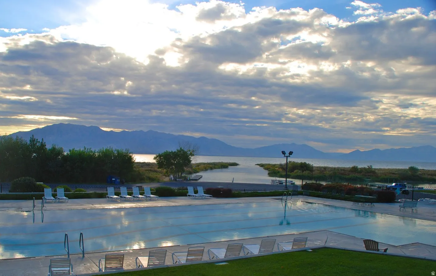 OPEN YEAR-ROUND Fresh Water Mineral Pool