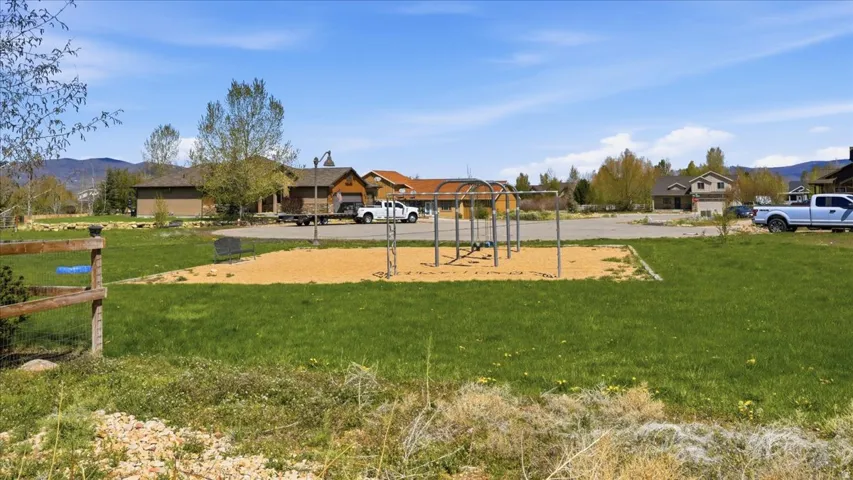 View of community featuring a mountain view