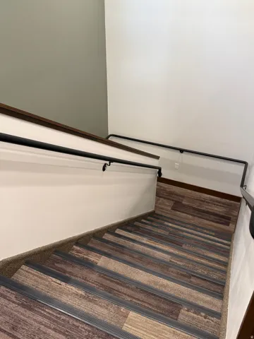 Stairway with carpet
