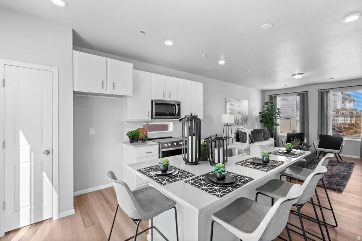371 E Halls Creek Rd, Saratoga Springs, Utah 84045