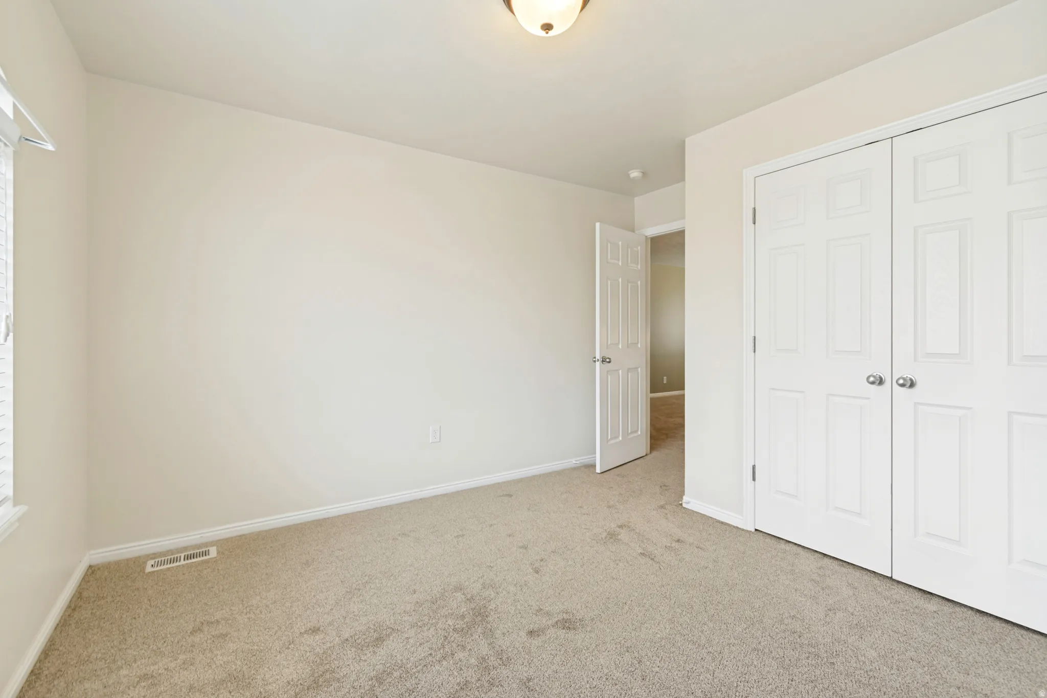 2nd Floor Bedroom (2 of 2)