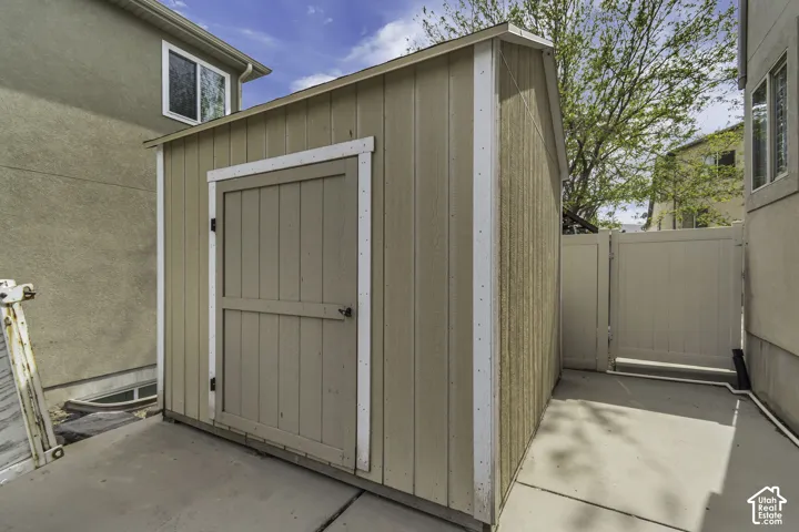 Shed