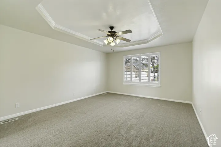 Main Floor Owner's Bedroom