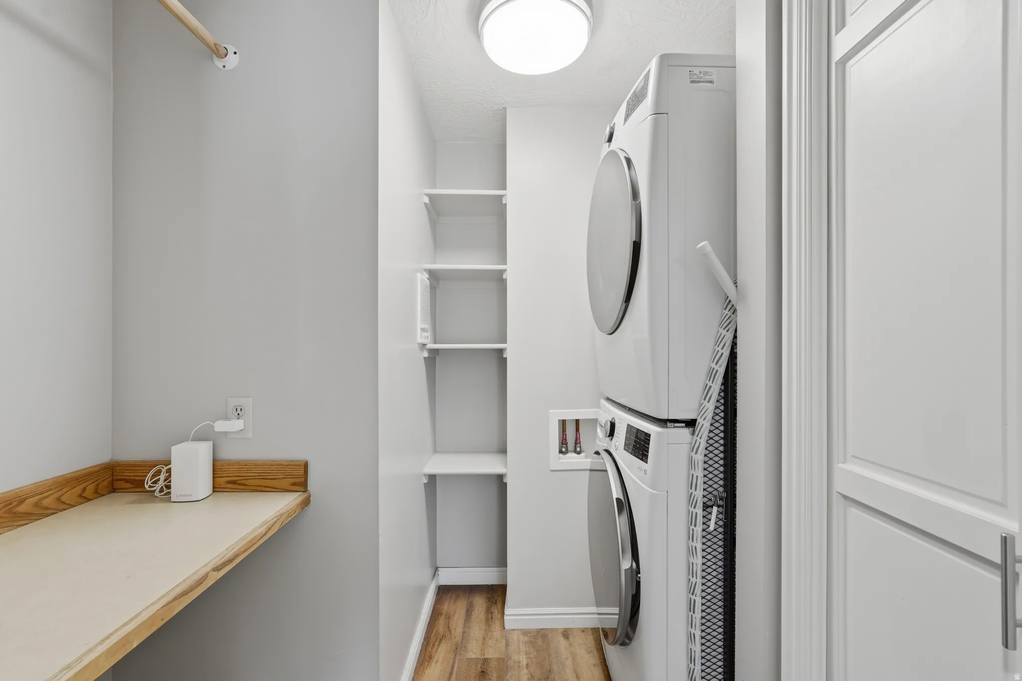 Laundry room .