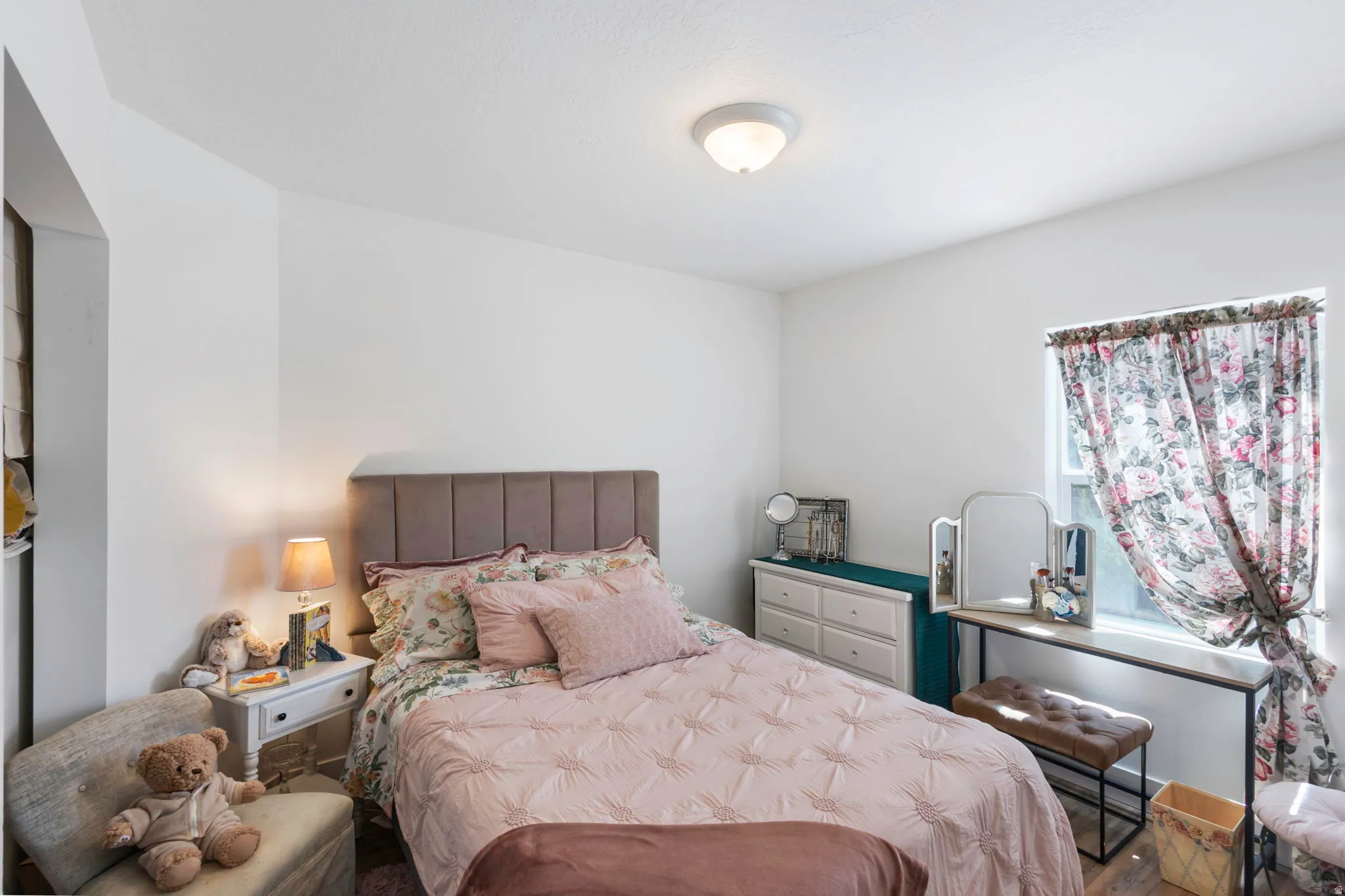 View of bedroom