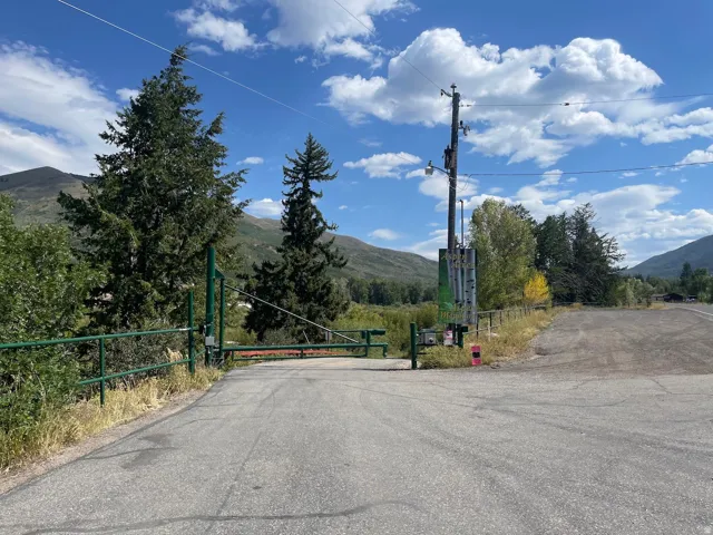 Aspen Mountain Aspen Acres gate entry off of Weber Canyon Rd