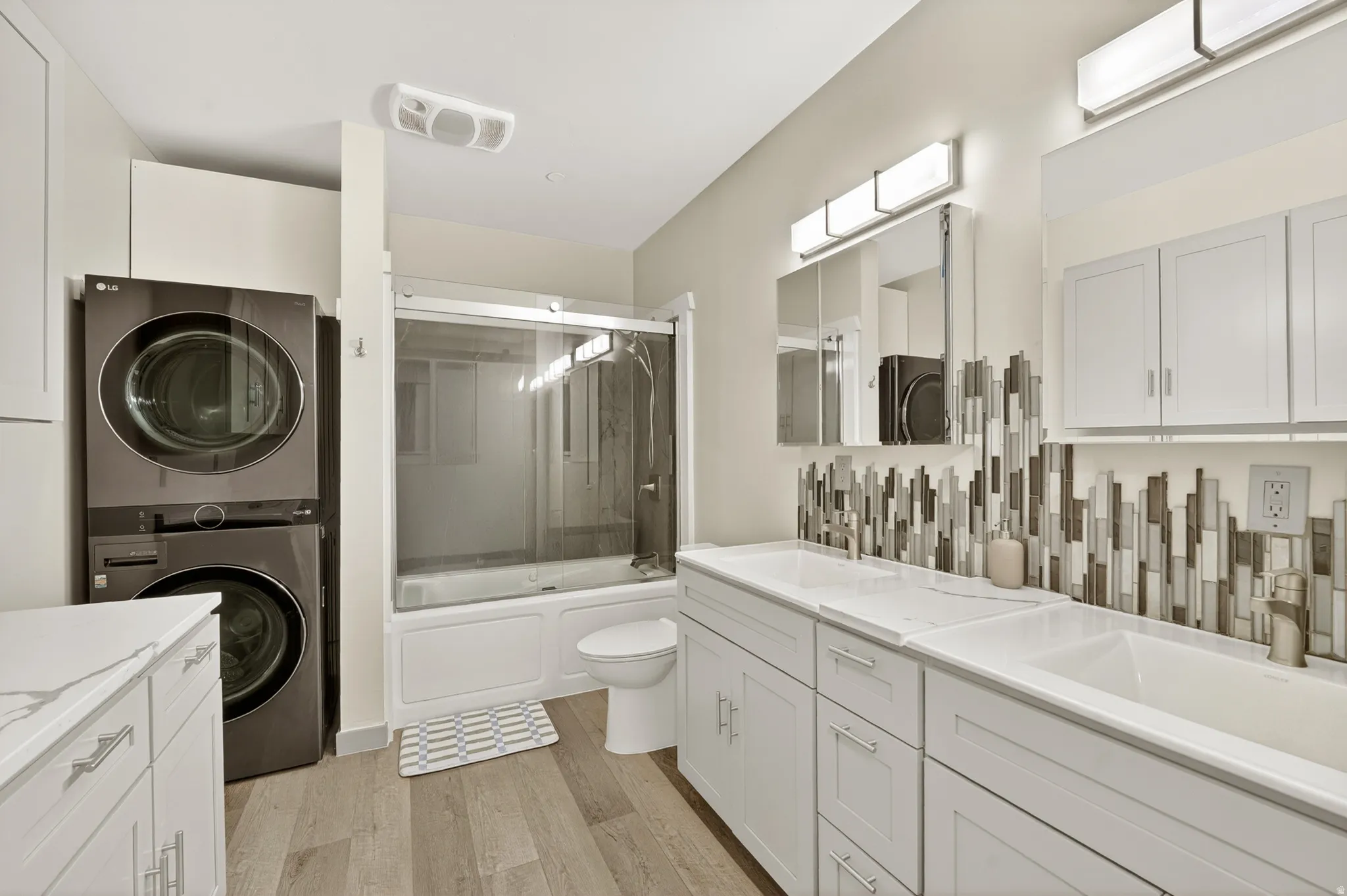 Lower Level Lockout Apartment - Full Bath & Laundry Hookups
