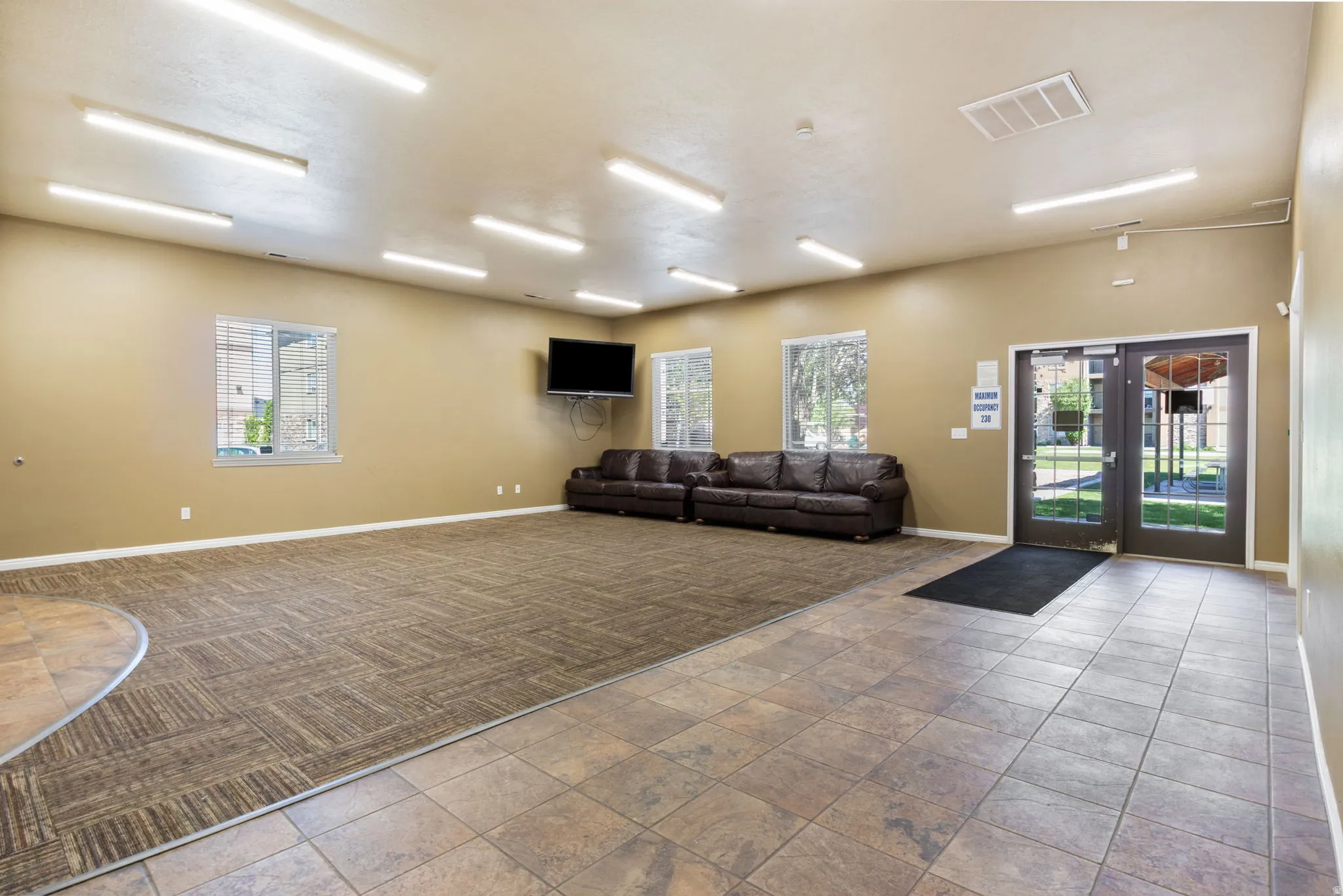 View of common area