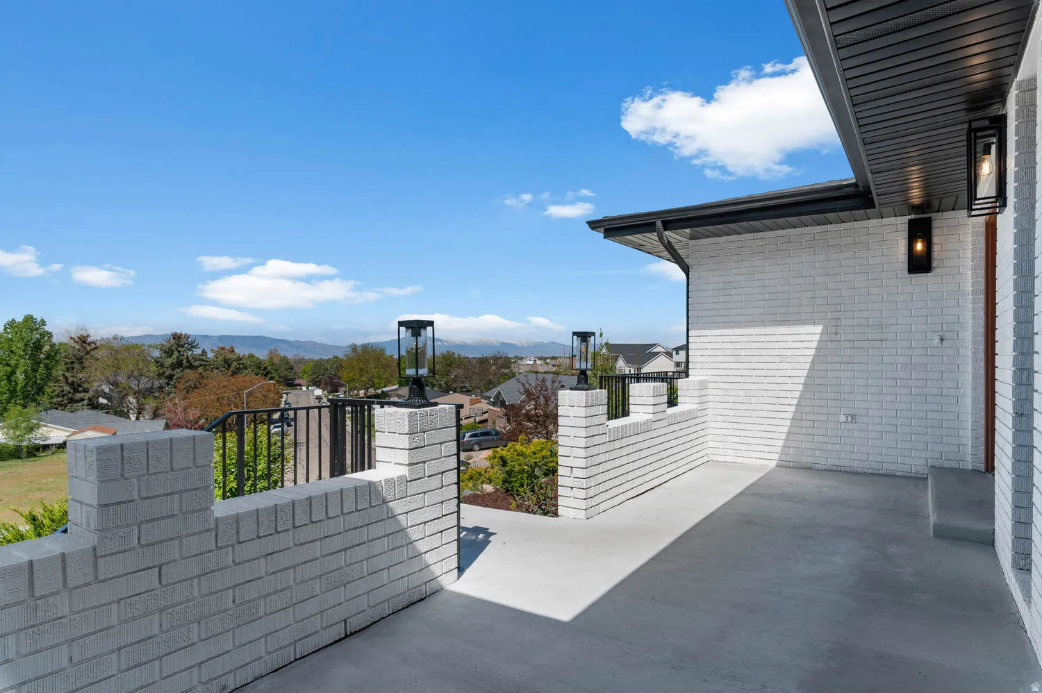 View of patio / terrace with a residential view