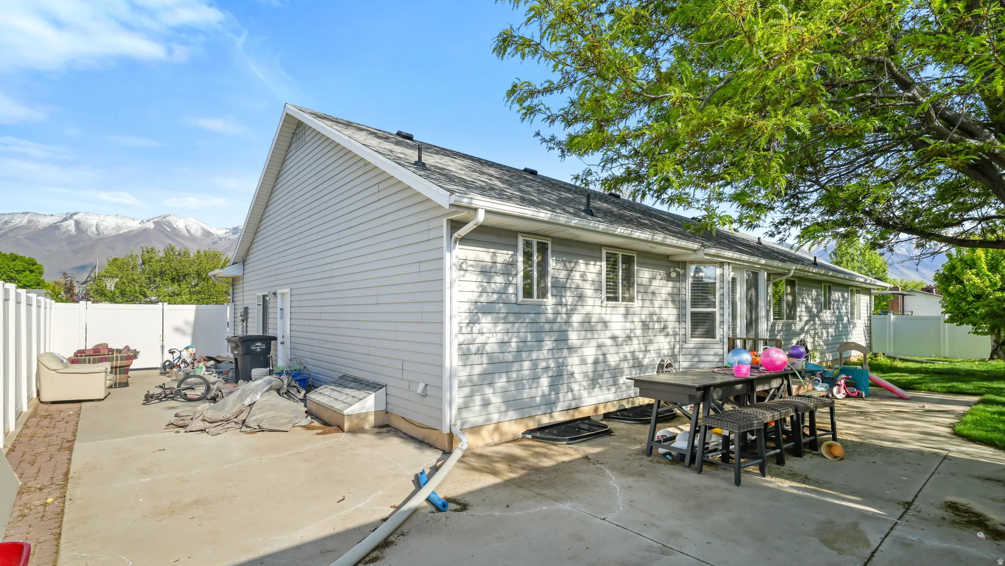 Rear of home with RV pad