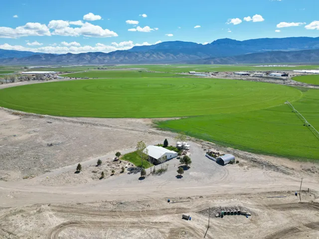 1129 S River Side Dr, Circleville, Utah 84723