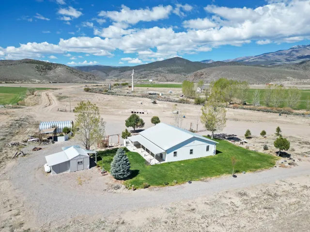 1129 S River Side Dr, Circleville, Utah 84723