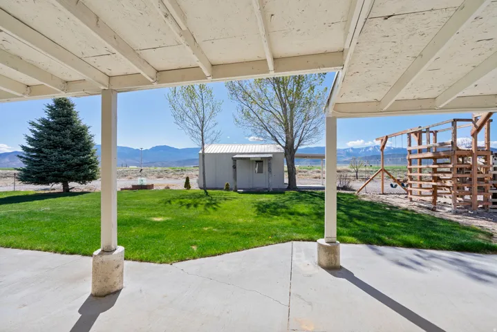 1129 S River Side Dr, Circleville, Utah 84723