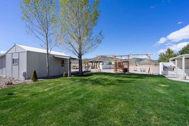 1129 S River Side Dr, Circleville, Utah 84723