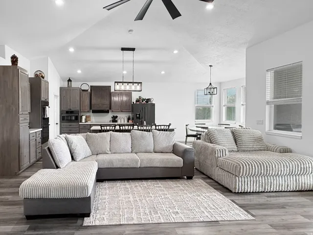 365 N 100 E, Ferron, Utah 84523