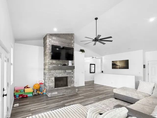 365 N 100 E, Ferron, Utah 84523