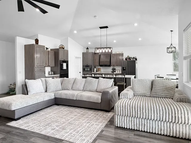 365 N 100 E, Ferron, Utah 84523