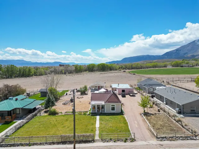 499 W Center St, Marysvale, Utah 84750