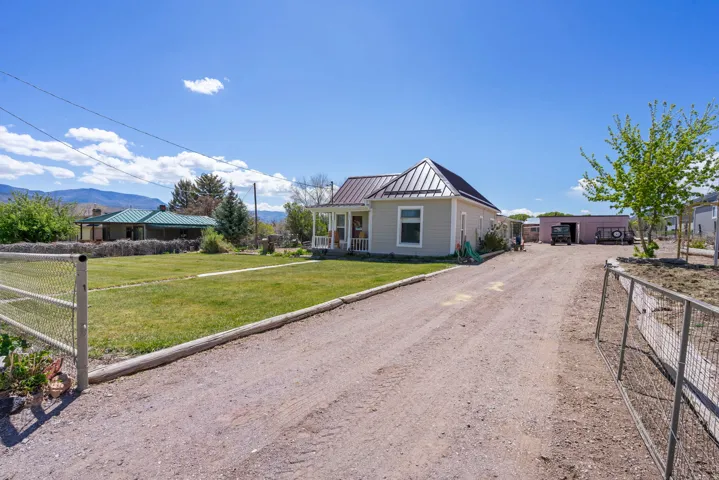 499 W Center St, Marysvale, Utah 84750